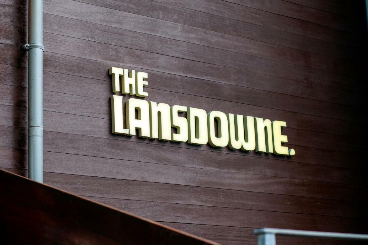 The Lansdowne Hotel Belfast Exterior photo